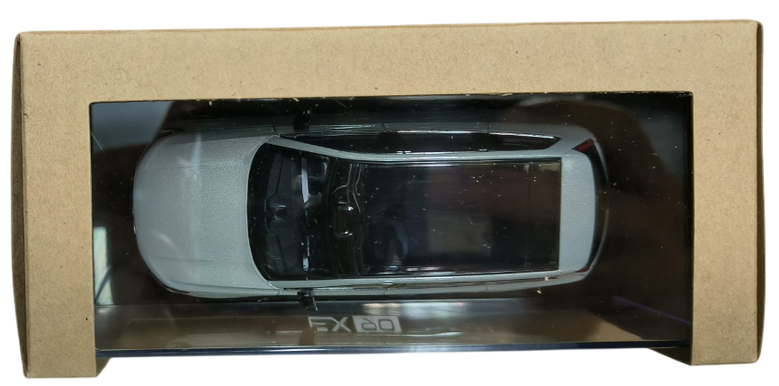 Modellino in scala 1:43 Volvo EX90