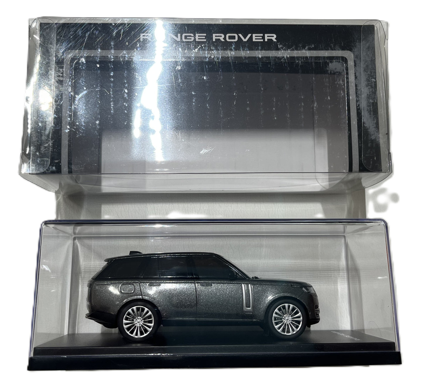 Modellino Land Rover L460