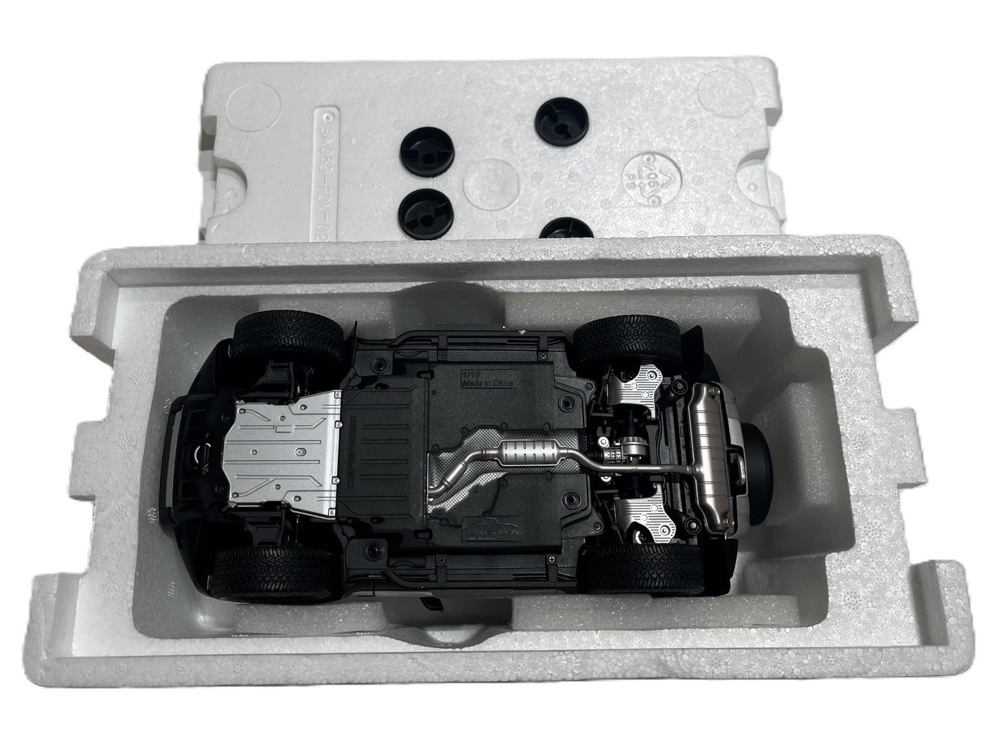 Modellino Land Rover Defender 110 V8