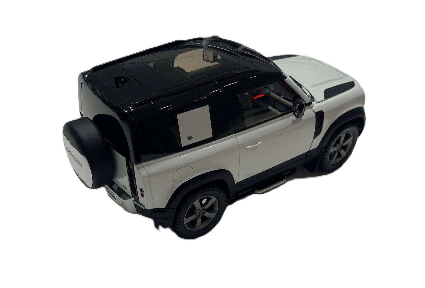 Modellino Land Rover Defender 110 V8